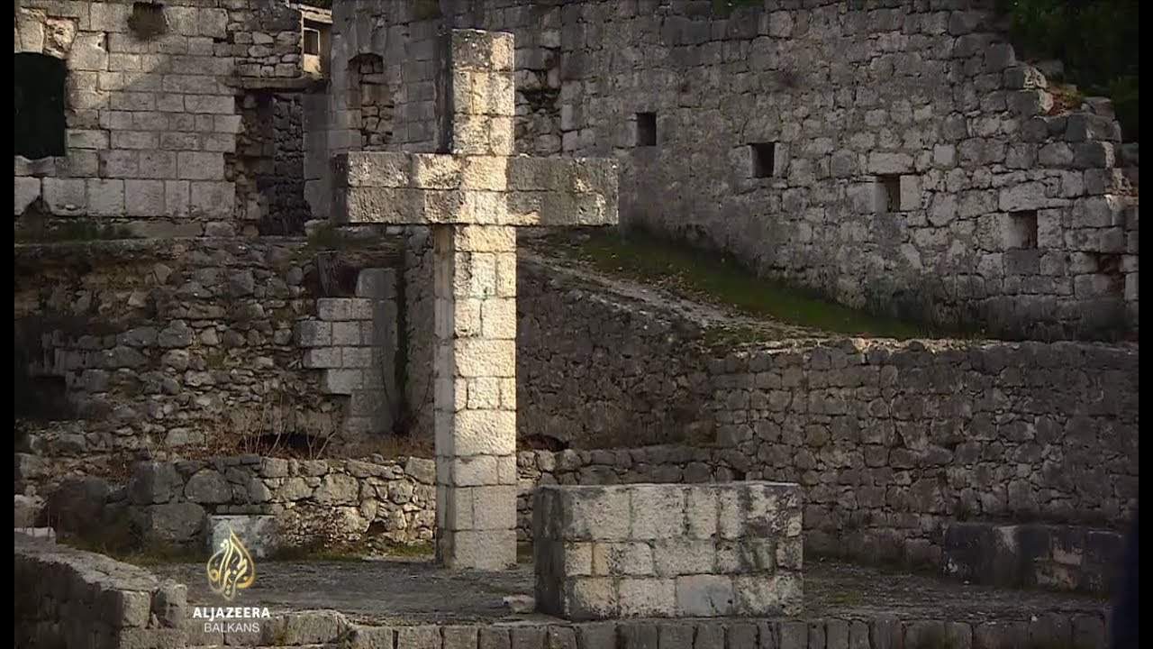 Stolac: Inspekcija naložila uklanjanje križeva (Video)